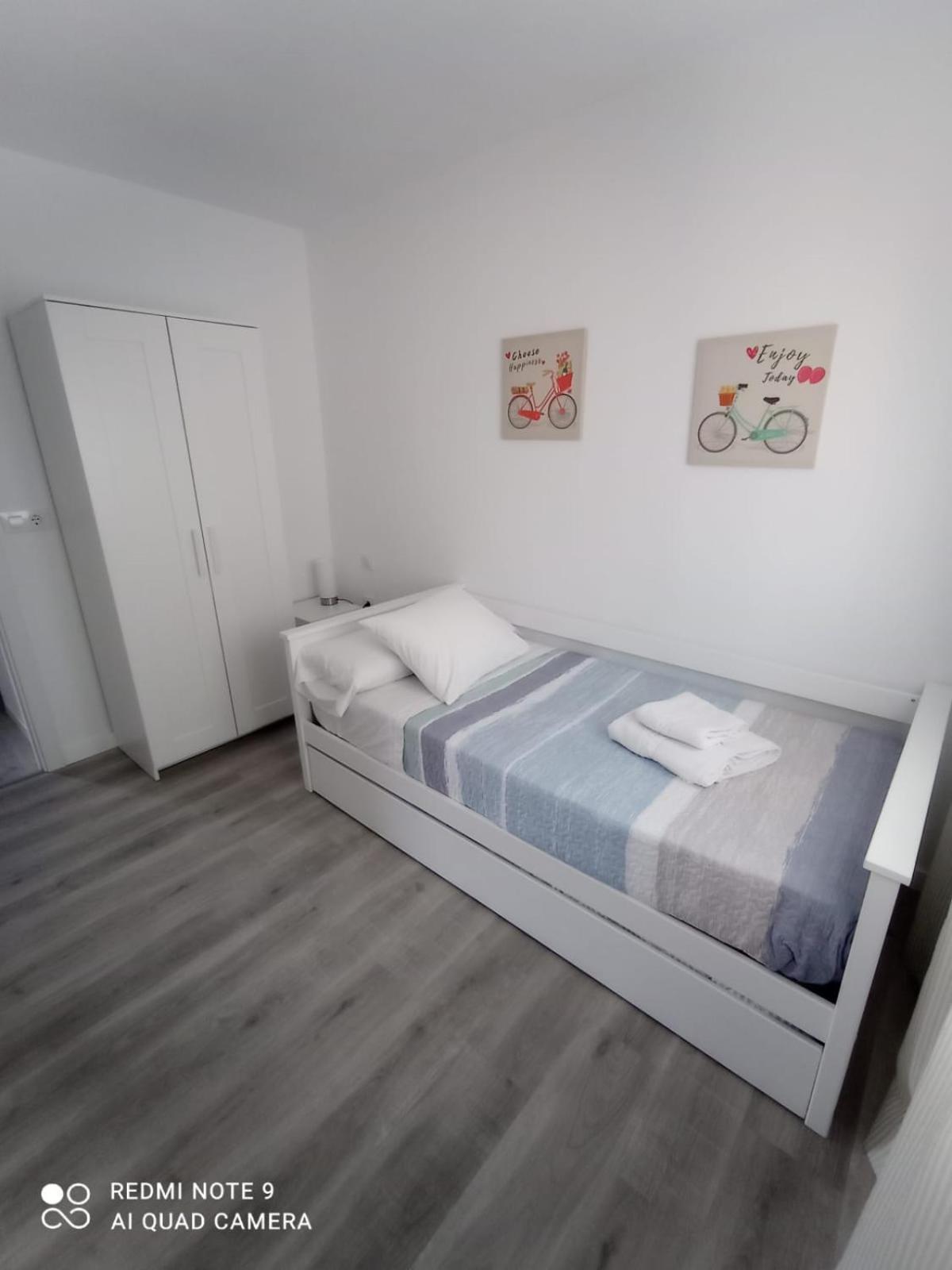 Apartamentos La Capilla Villanueva De Arosa Esterno foto